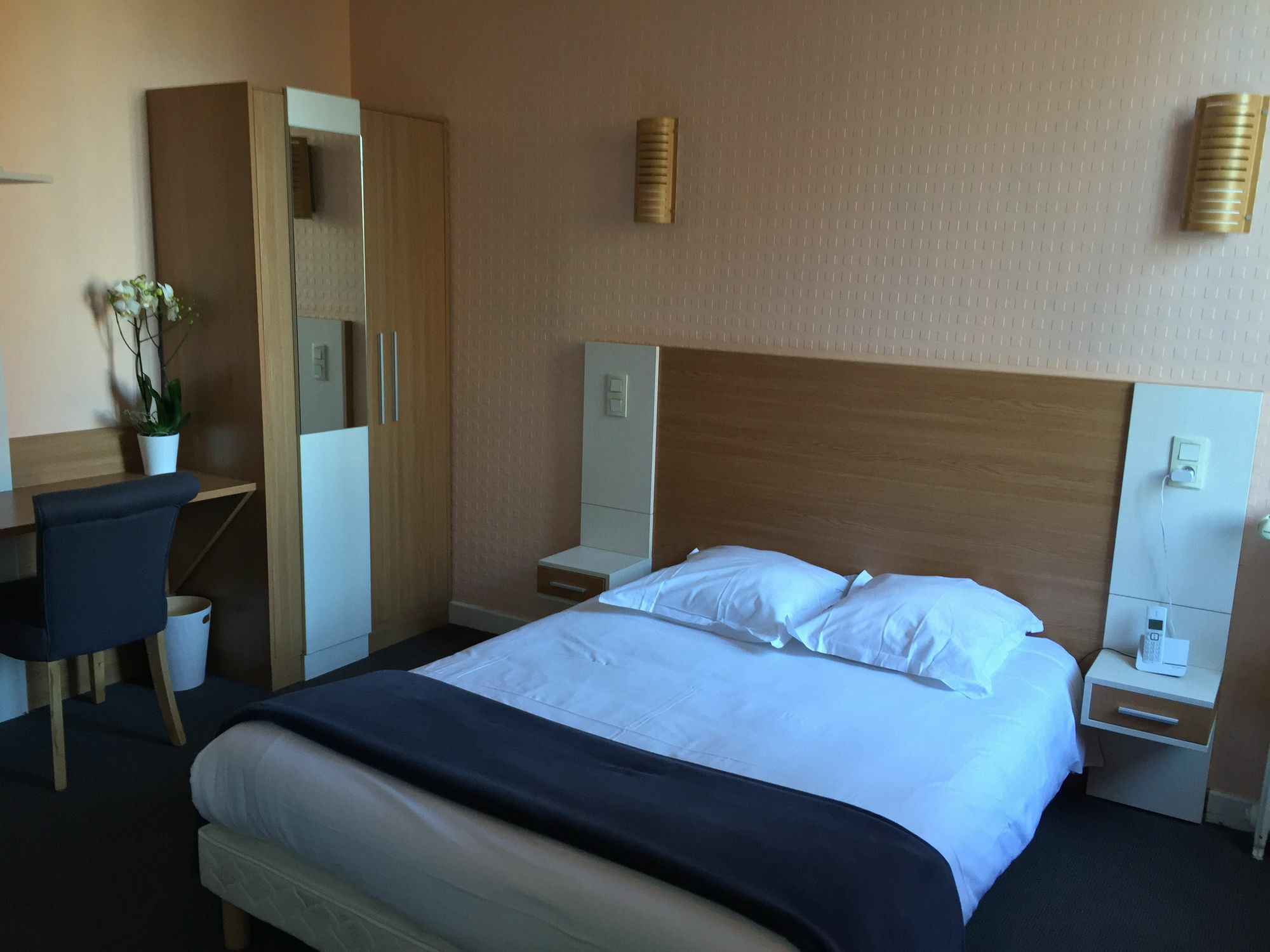 Citotel Hotel Le Chapon Fin ブリーブ・ラ ・ガイヤルド エクステリア 写真