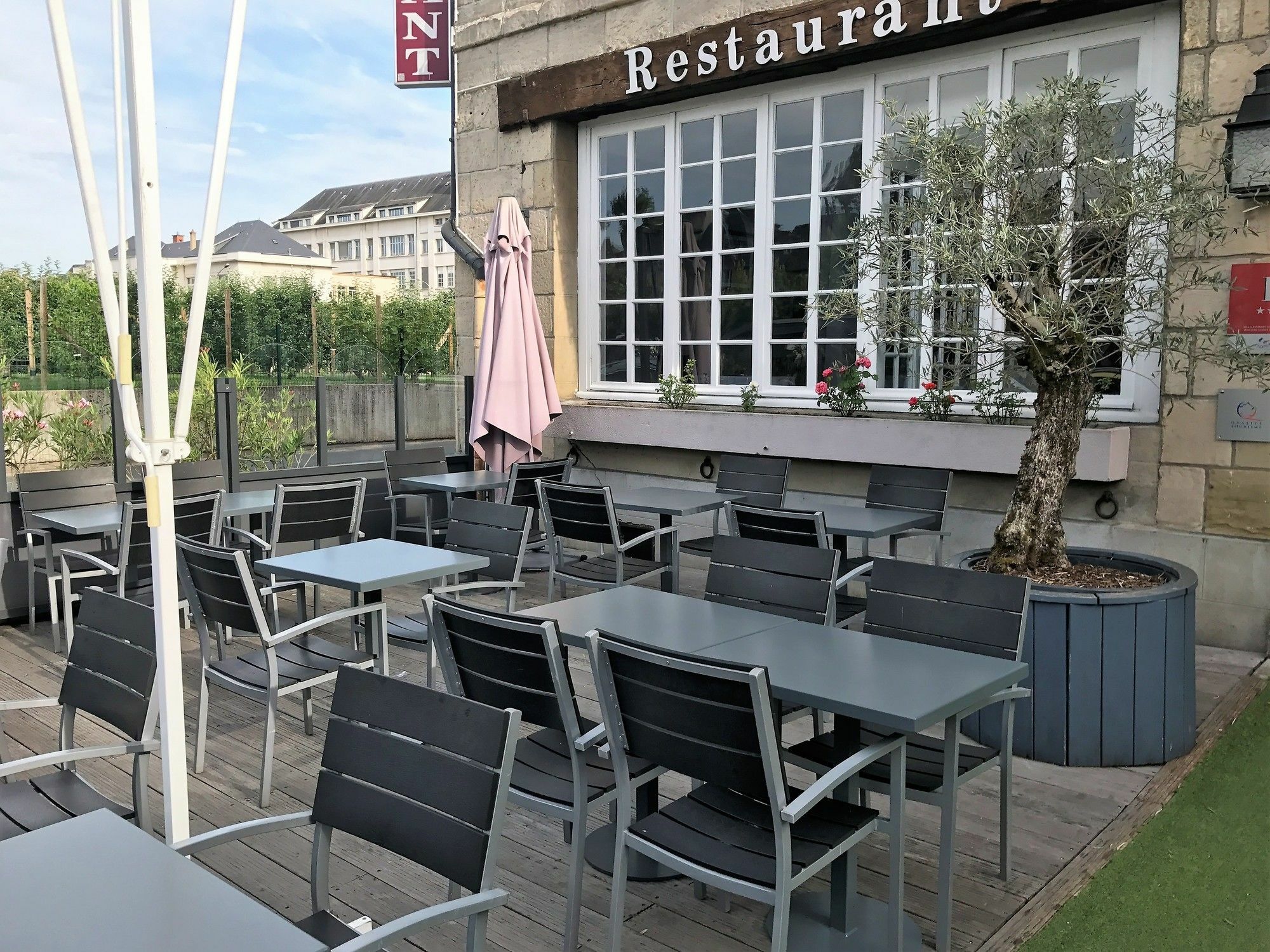Citotel Hotel Le Chapon Fin ブリーブ・ラ ・ガイヤルド エクステリア 写真